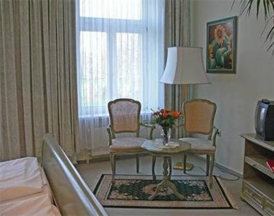 фото отеля Hotel Rosenhof Ostseebad Kuhlungsborn