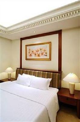 фото отеля Pantip Court Serviced Residence