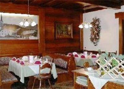 фото отеля Gasthof-Pension Kirchenwirt Gosau