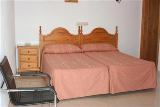 фото отеля Hostal los Arcos