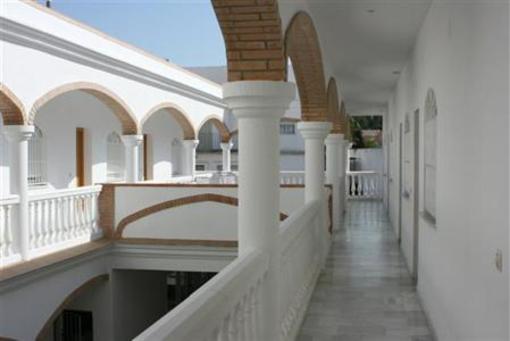 фото отеля Hostal los Arcos