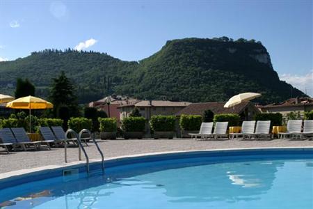 фото отеля Garden Hotel Garda