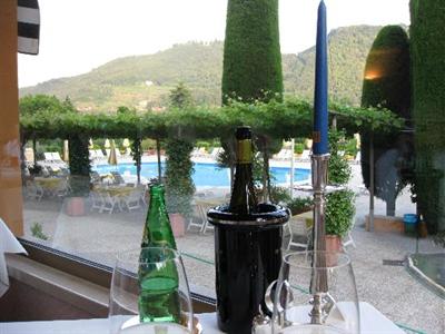 фото отеля Garden Hotel Garda