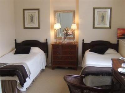 фото отеля Walletts Court Country House Hotel Dover