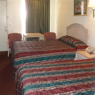 фото отеля Scottish Inns Lake City