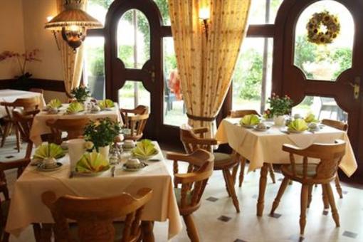 фото отеля Hotel Gasthof zum Gockl