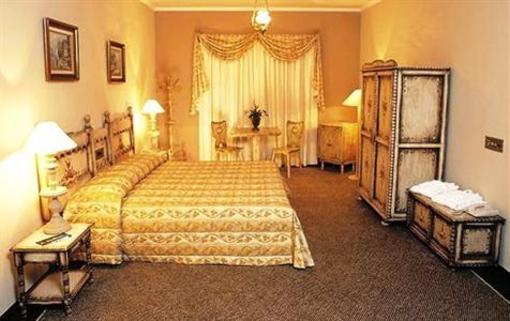 фото отеля Tannenhof Hotel