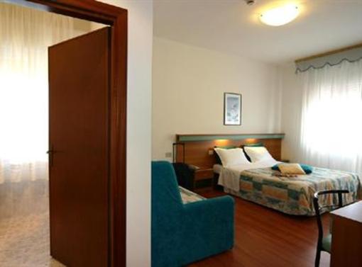фото отеля Hotel Crystal Caorle