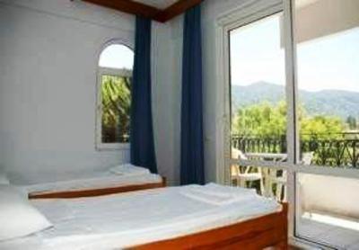 фото отеля Hotel Bybassos Marmaris