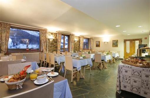 фото отеля Hotel Eliova Le Genepi