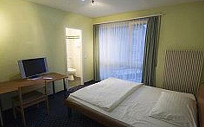 фото отеля Tivoli Hotel Schlieren