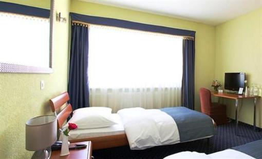 фото отеля Tivoli Hotel Schlieren