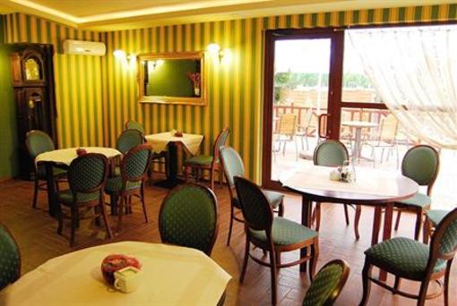 фото отеля Relax Hotel Kety