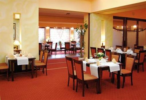 фото отеля Relax Hotel Kety