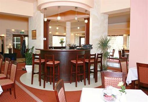 фото отеля Relax Hotel Kety