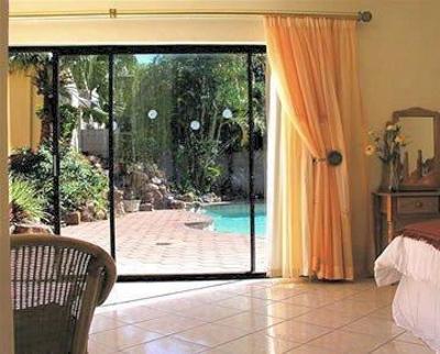 фото отеля Riverside Palms B&B Durban