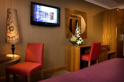 фото отеля Kilmore Hotel Cavan