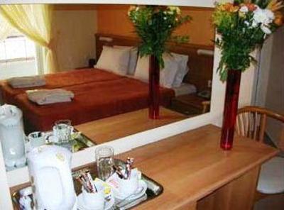 фото отеля Family Inn Hotel Athens