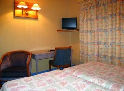 фото отеля Inter-Hotel Le Sully
