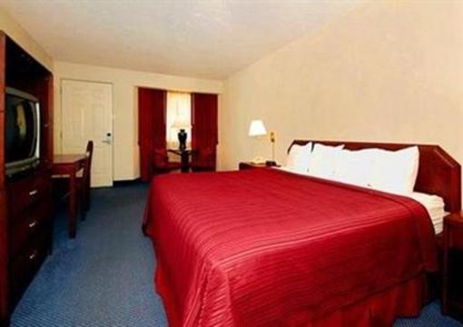 фото отеля Quality Inn Bedford