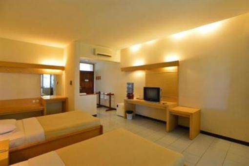 фото отеля Pantai Indah Resort Hotel Timur
