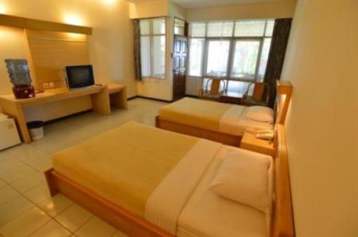 фото отеля Pantai Indah Resort Hotel Timur