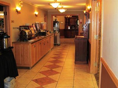 фото отеля Best Western Governor's Inn Kincardine