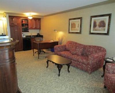 фото отеля Best Western Governor's Inn Kincardine