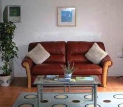фото отеля Greenhills Garden Apartment Princes Risborough