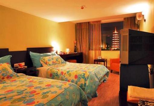 фото отеля Tongde Holiday Hotel