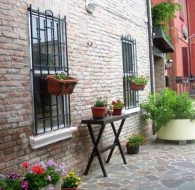 фото отеля Le Stanze Sul Po B&B Ferrara