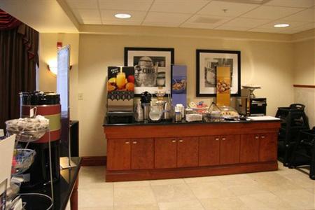 фото отеля Hampton Inn & Suites Pittsburgh-Meadow Lands