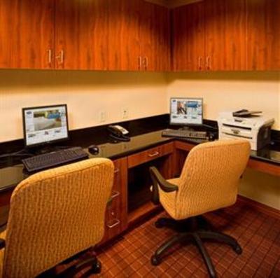 фото отеля Hampton Inn & Suites Pittsburgh-Meadow Lands