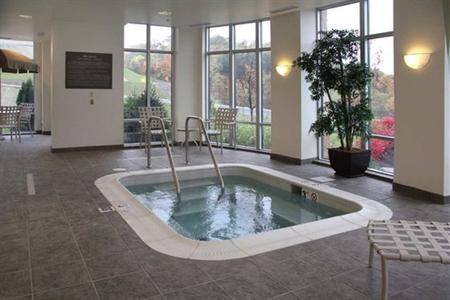 фото отеля Hampton Inn & Suites Pittsburgh-Meadow Lands