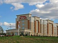 Hampton Inn & Suites Pittsburgh-Meadow Lands