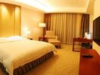 фото отеля Bolong Lakeview Resort