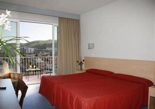 фото отеля Cosmopol Hotel Laredo (Spain)