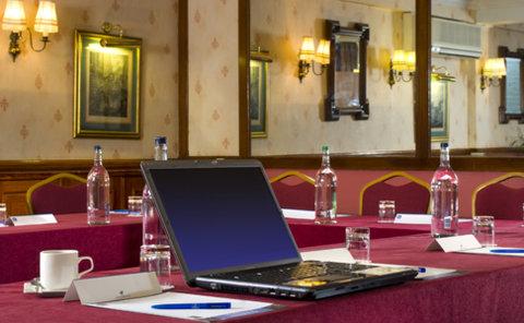 фото отеля Master Robert Hotel