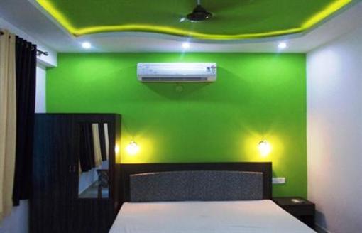 фото отеля Hotel Anant Plaza