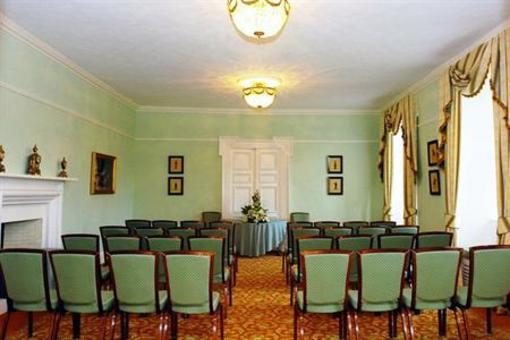 фото отеля Moresby Hall