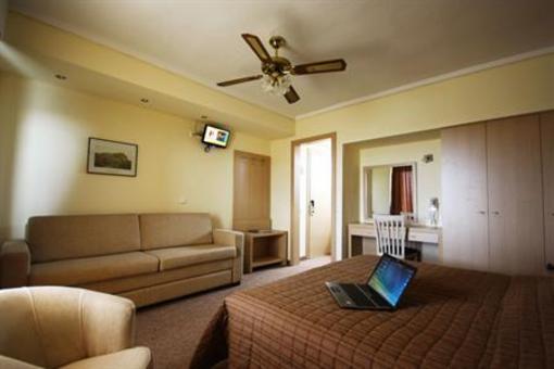 фото отеля Orpheus Hotel Komotini