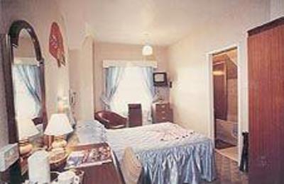 фото отеля Sunnydowns Hotel