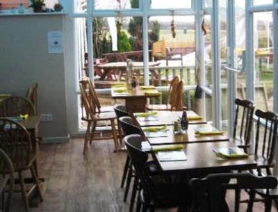 фото отеля Red Lion Lodge Hotel Hitchin