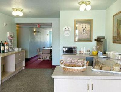 фото отеля Super 8 Motel Hamilton (Montana)