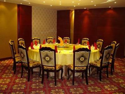 фото отеля Dongya Hotel