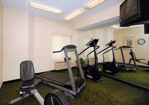 фото отеля Sleep Inn & Suites, Green Bay Airport