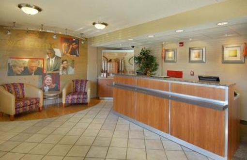 фото отеля Red Roof Inn - Knoxville West