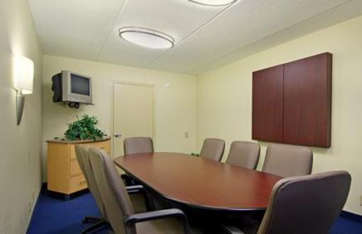 фото отеля Red Roof Inn - Knoxville West