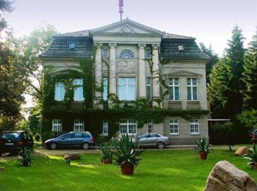 фото отеля Seeschlösschen Hotel Gross Köris