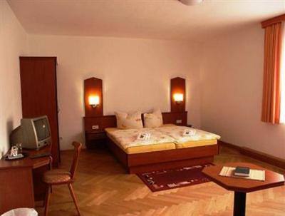 фото отеля Seeschlösschen Hotel Gross Köris